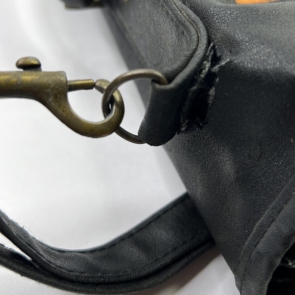 Vintage Leather Messenger / Laptop Bag Detachable Strap Brass‎ Hardware Black - Picture 7 of 8